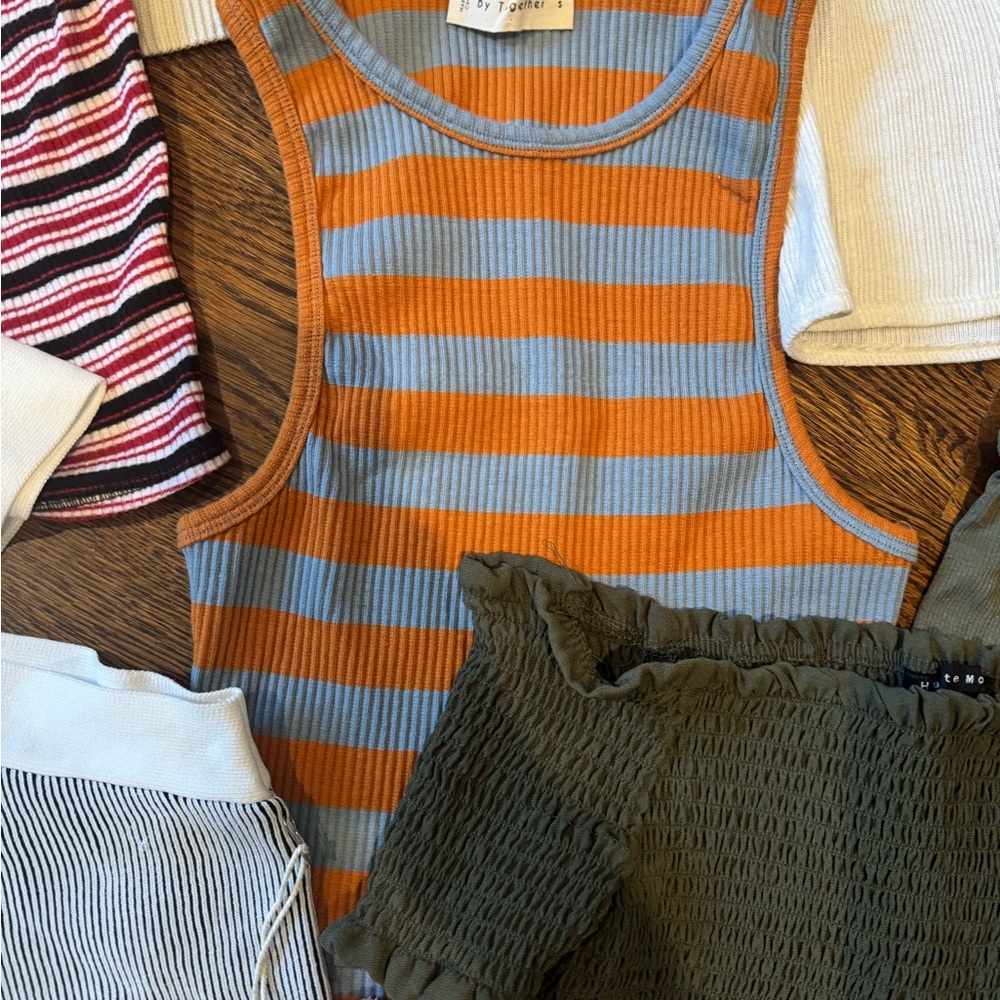 Stylish Women's Tank Top Collection - Picture 6 of 16